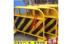 市政铁马 烤漆黄黑相间可印文字施工围档的特点与应用